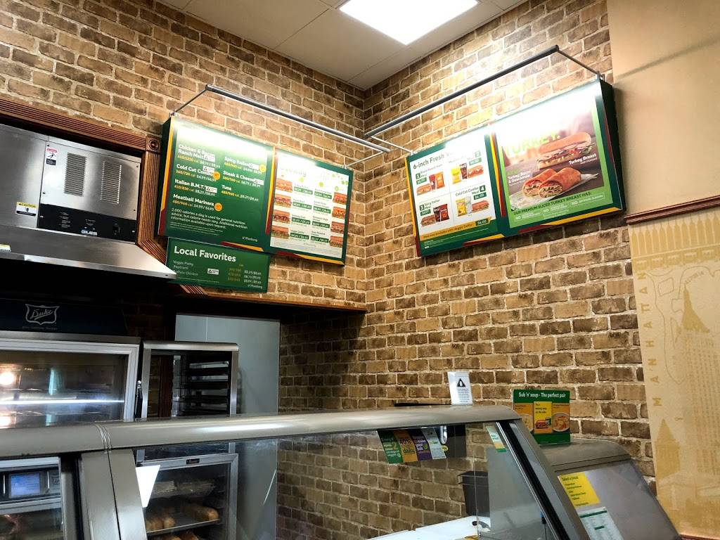 Subway Restaurants | restaurant | 40-24 College Point Blvd B227, Flushing, NY 11354, USA | 7184604700 OR +1 718-460-4700