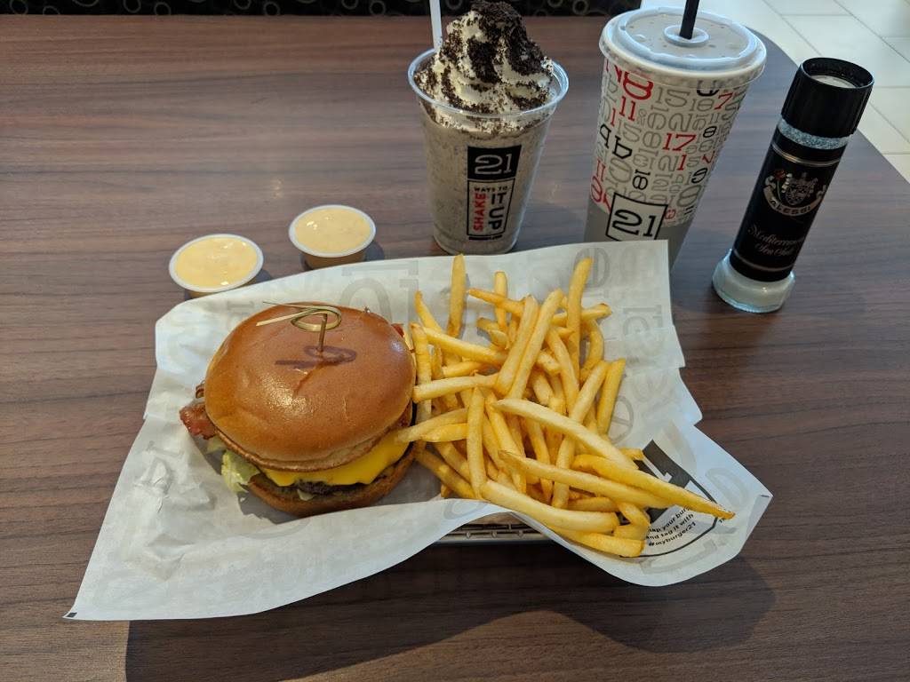 Burger 21 Davie | restaurant | 2451 S University Dr, Davie, FL 33324, USA | 9545304296 OR +1 954-530-4296