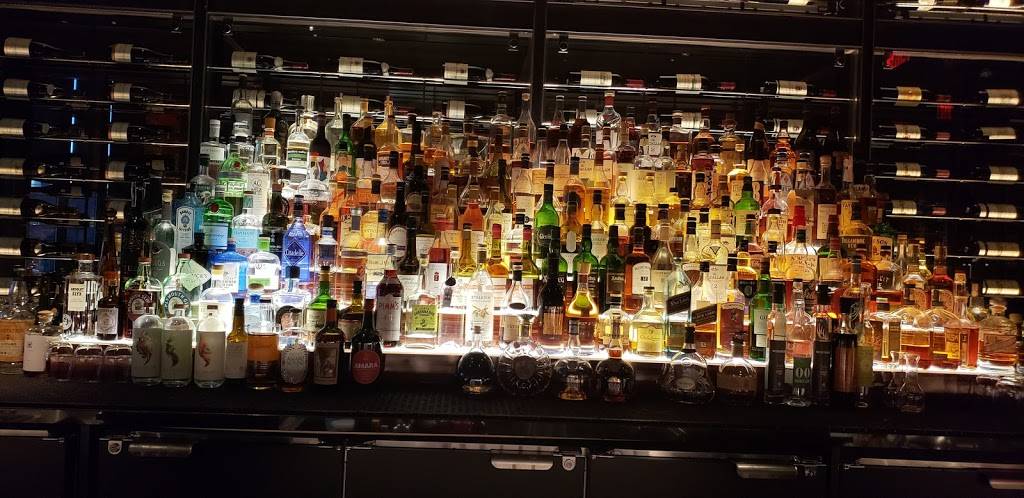 LE GRILL de Joël Robuchon | restaurant | 85 10th Ave, New York, NY 10011, USA | 2124888885 OR +1 212-488-8885