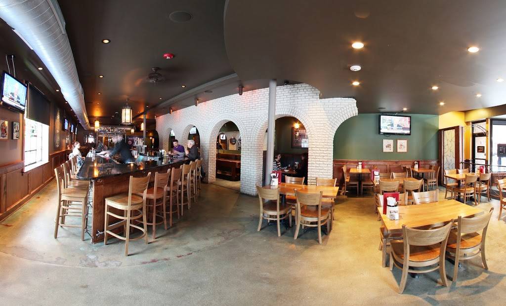 The Bulldog Downtown | meal takeaway | 1111 Hennepin Ave, Minneapolis, MN 55403, USA | 6123390638 OR +1 612-339-0638