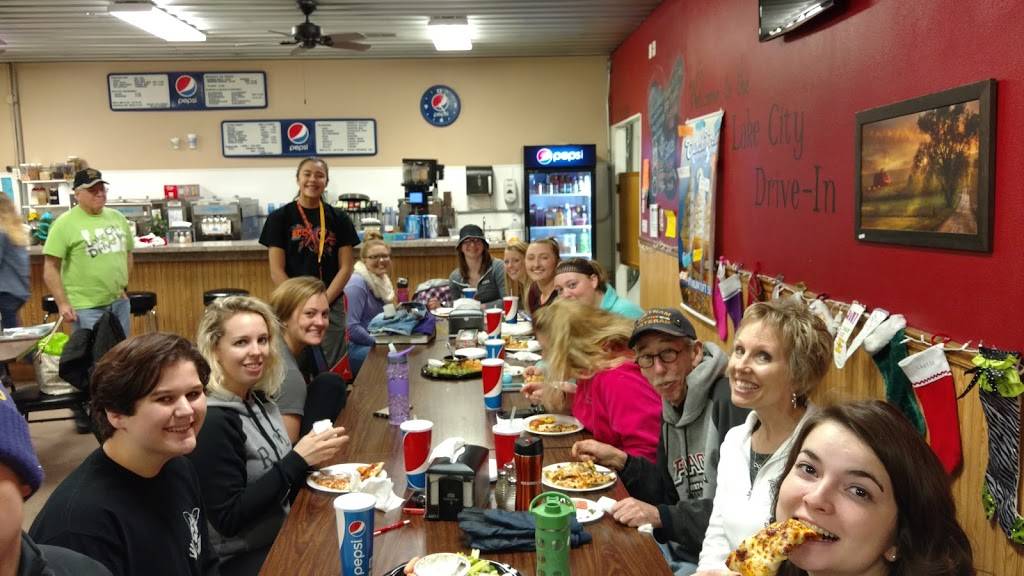 Lake City Drive In | restaurant | 808 W Main St, Lake City, IA 51449, USA | 7124643005 OR +1 712-464-3005