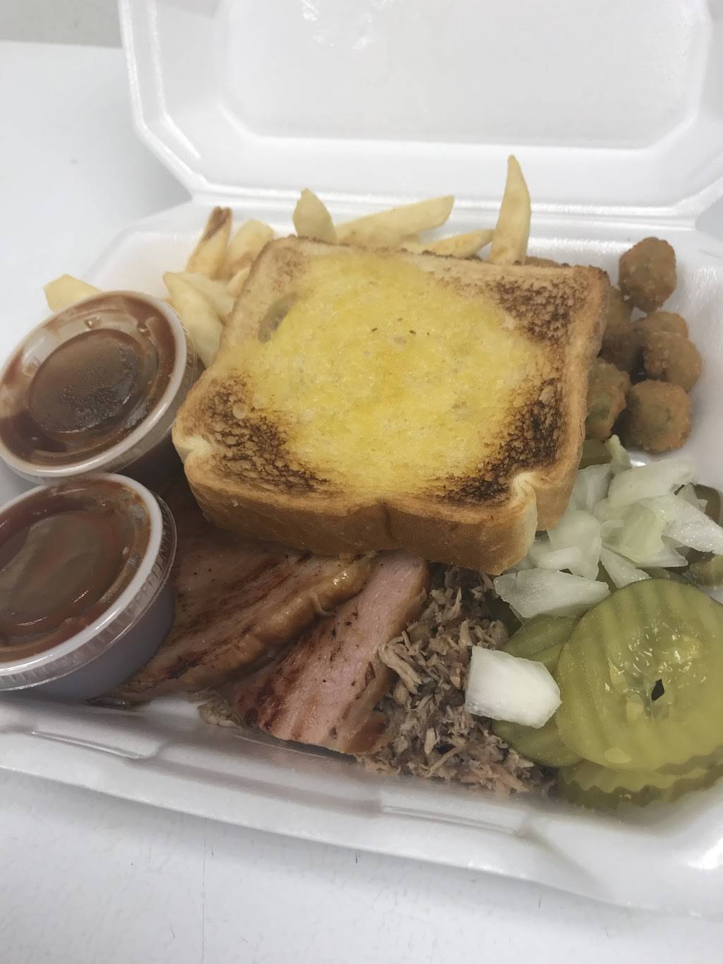 Blakes BBQ | restaurant | 2100 N Eastern Ave Suite 5, Moore, OK 73160, USA | 4057351313 OR +1 405-735-1313