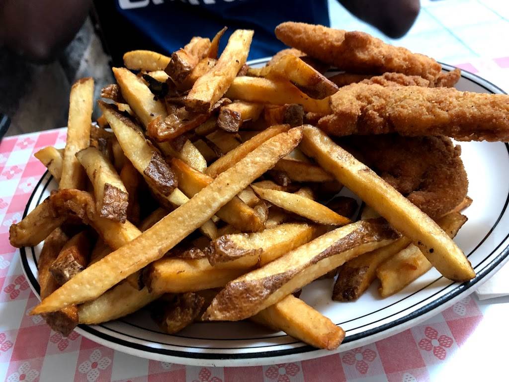 The Diner | restaurant | 52 Jonas St, Angus, ON L0M 1B0, Canada | 7055160925 OR +1 705-516-0925