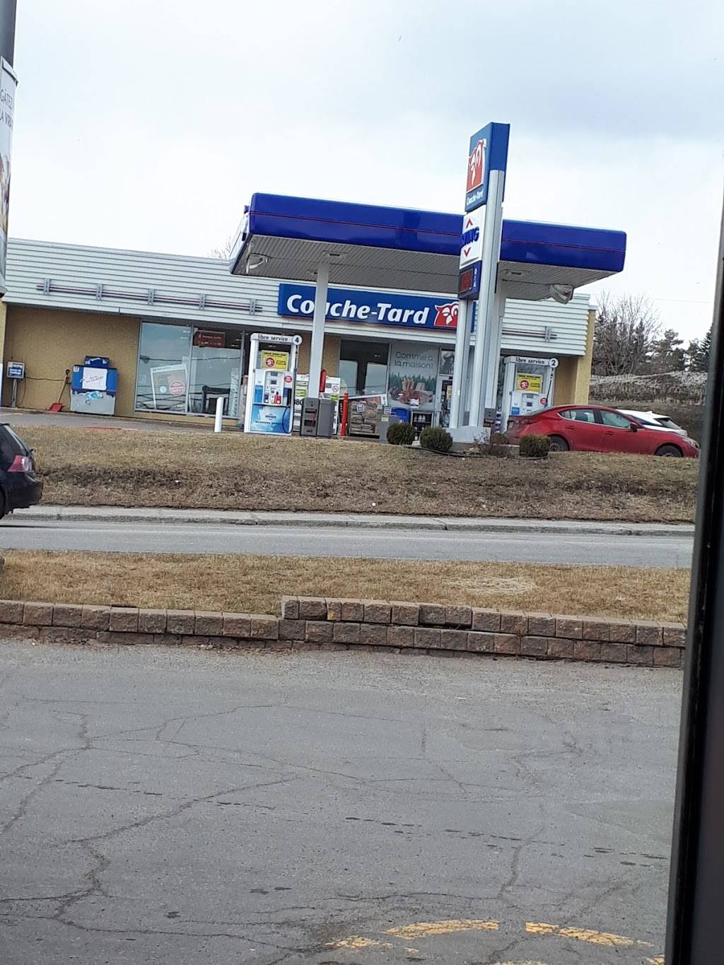 Couche-Tard | meal takeaway | 527 Boulevard Louis-XIV, Québec, QC G1H 4N7, Canada | 4186273907 OR +1 418-627-3907