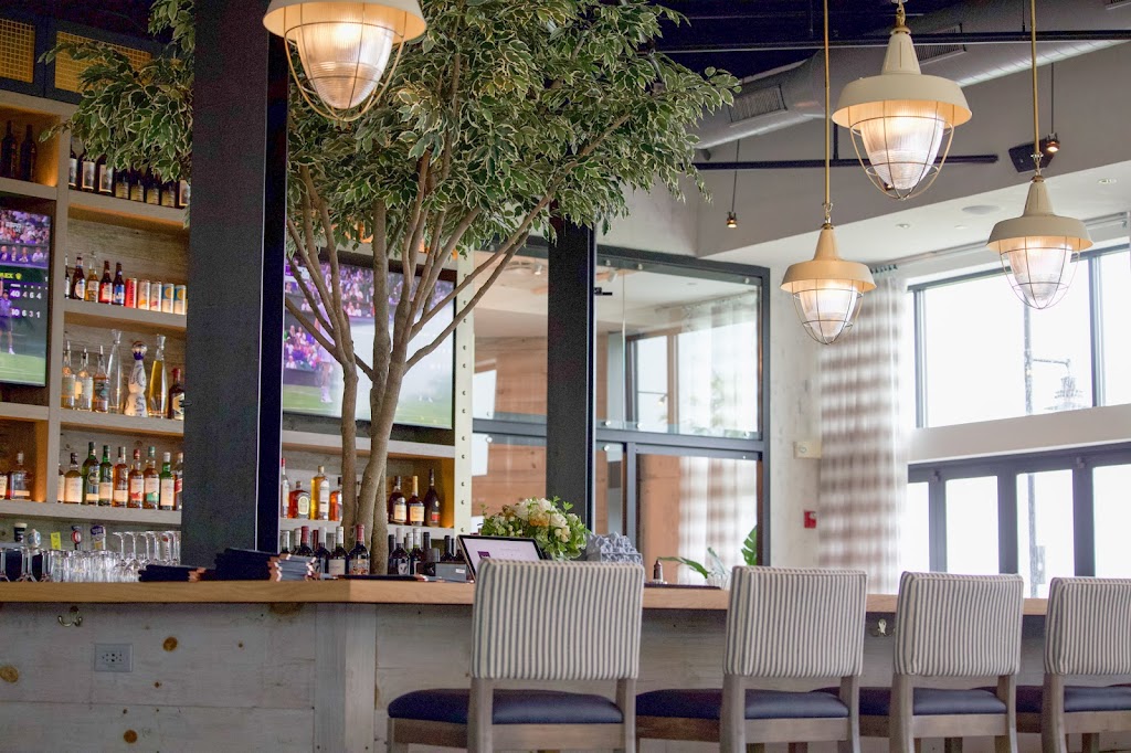 The Beth Kitchen & Bar | restaurant | 18 Shipyard Dr, Hingham, MA 02043, USA | 7813697475 OR +1 781-369-7475