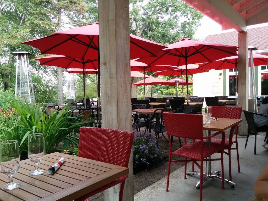 Bleu Citron | restaurant | 2713 Avenue Royale, Saint-Charles-de-Bellechasse, QC G0R 2T0, Canada | 4188871222 OR +1 418-887-1222