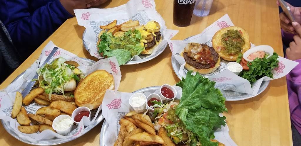 Fuddruckers | restaurant | 24033 Cinco Ranch Blvd, Katy, TX 77494, USA | 2817128027 OR +1 281-712-8027