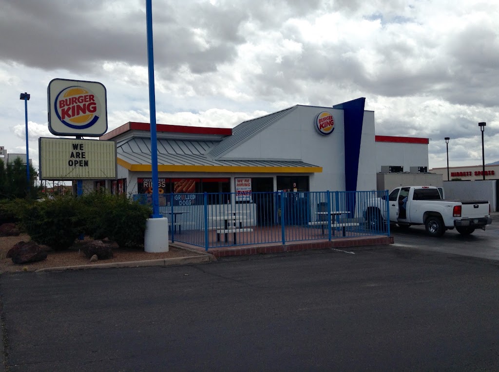 Burger King | restaurant | 2103 US-70, Thatcher, AZ 85552, USA | 9284286171 OR +1 928-428-6171