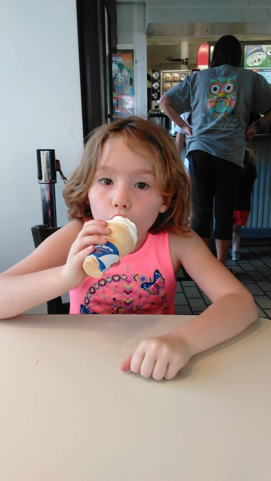 Dairy Queen | restaurant | 555 Elm St, Martin, TN 38237, USA | 7315873511 OR +1 731-587-3511