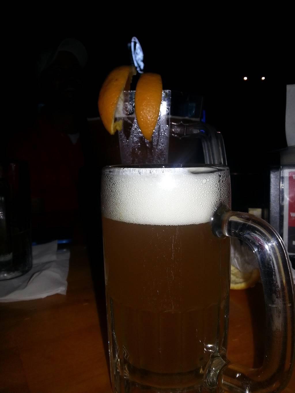 Nortons Sports Bar & Grill | restaurant | 1824 Main St, Dunedin, FL 34698, USA | 7277342053 OR +1 727-734-2053