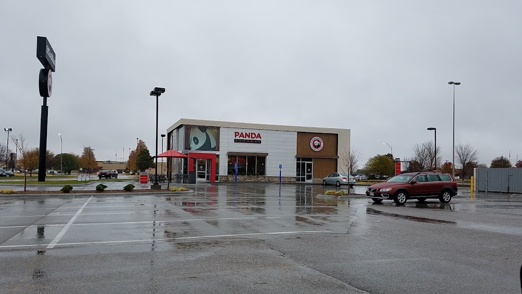 Panda Express | restaurant | 4910 3rd Ave, Kearney, NE 68847, USA | 3082368898 OR +1 308-236-8898