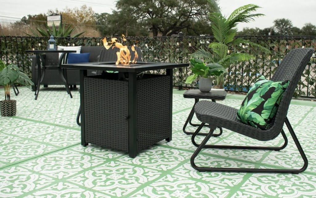 Aura Hookah Lounge | restaurant | 2621 Jones Rd, Austin, TX 78745, USA | 5127301676 OR +1 512-730-1676