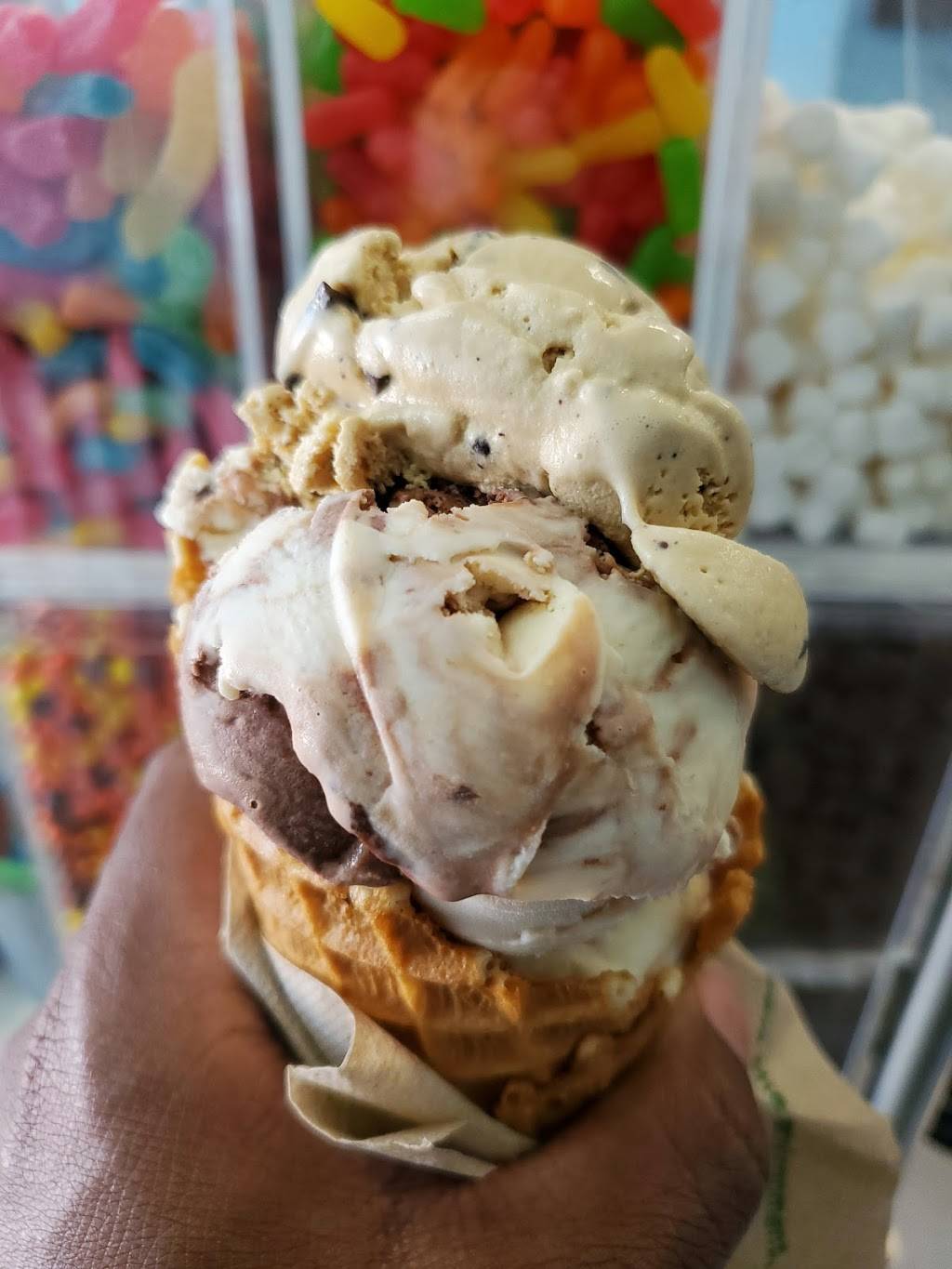 Ben & Jerrys | bakery | 1202 N Broadwalk, Hollywood, FL 33019, USA | 9549297085 OR +1 954-929-7085