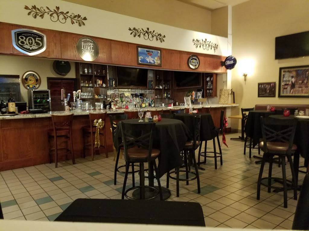 Ginos Italian Restaurant | restaurant | 44960 Valley Central Way, Lancaster, CA 93536, USA | 6619421300 OR +1 661-942-1300