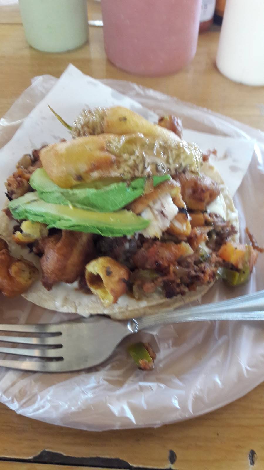 Mariscos El Shaka | restaurant | Av. Miguel Hidalgo 409, Pliego, 21420 Tecate, B.C., Mexico | 016651362878 OR +52 665 136 2878