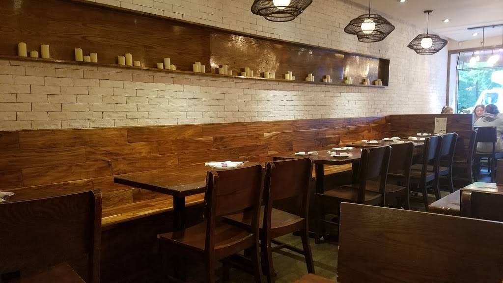 Dumpling + Noodle | restaurant | 26 Palmer Ave, Bronxville, NY 10708, USA | 9147790902 OR +1 914-779-0902