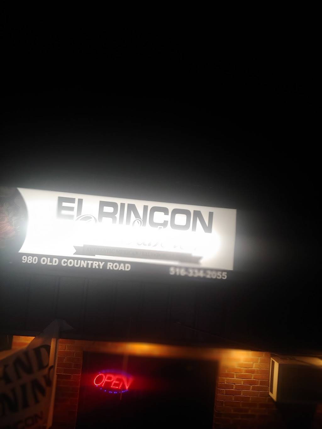 EL Rincón De Sabores | restaurant | 980 Old Country Rd, Westbury, NY 11590, USA | 5163342055 OR +1 516-334-2055