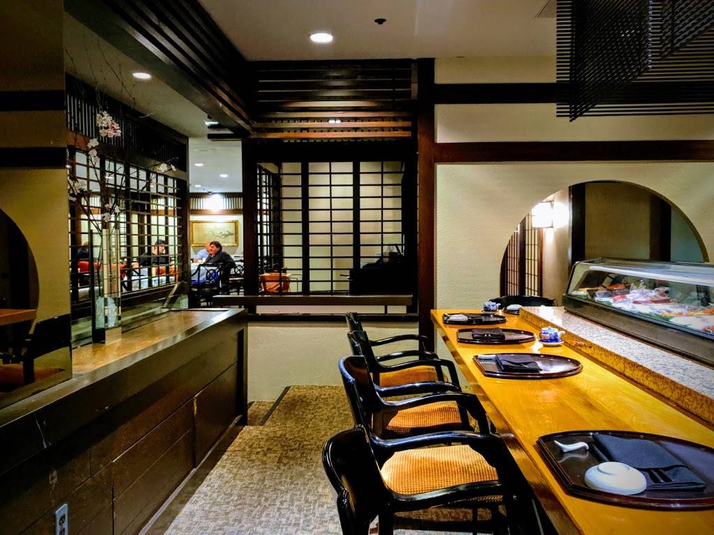 Katsura | restaurant | 900 York Mills Rd, North York, ON M3B 3H2, Canada | 4164442511 OR +1 416-444-2511