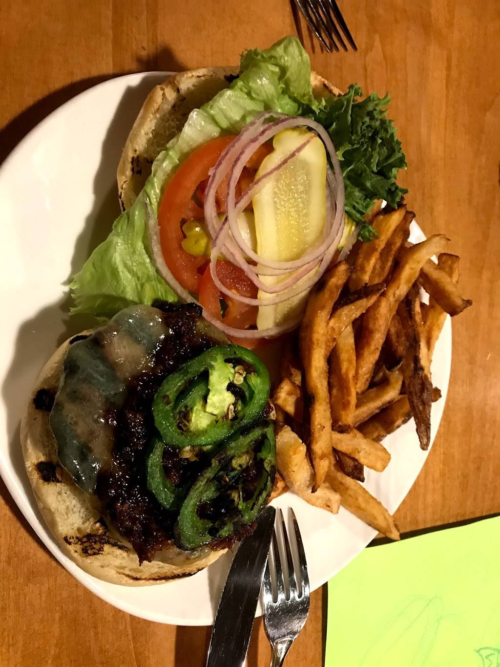 Jacobs Grill | restaurant | 1398 King St N, St. Jacobs, ON N0B 2N0, Canada | 5196642575 OR +1 519-664-2575