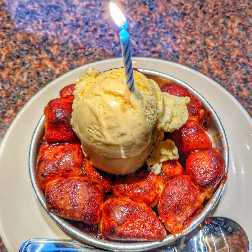 BJs Restaurant & Brewhouse | restaurant | 5733 Pacific Ave, Stockton, CA 95207, USA | 2093734660 OR +1 209-373-4660