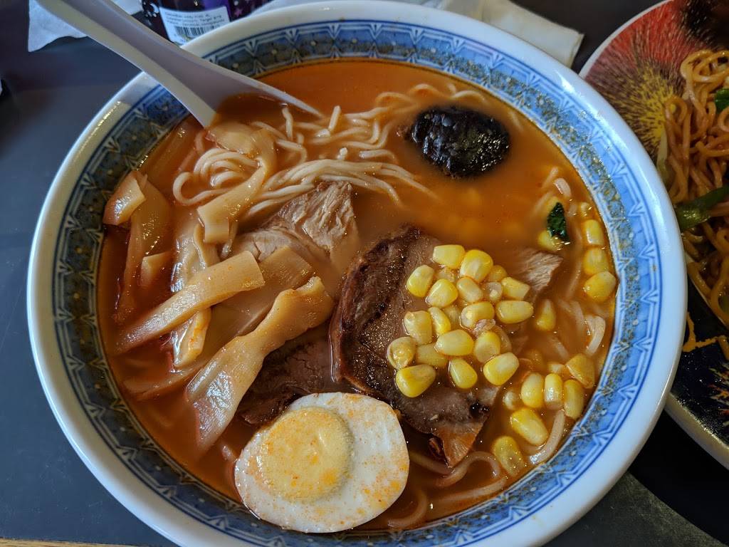 Lulus Noodles | restaurant | 400 S Craig St, Pittsburgh, PA 15213, USA | 4126877777 OR +1 412-687-7777