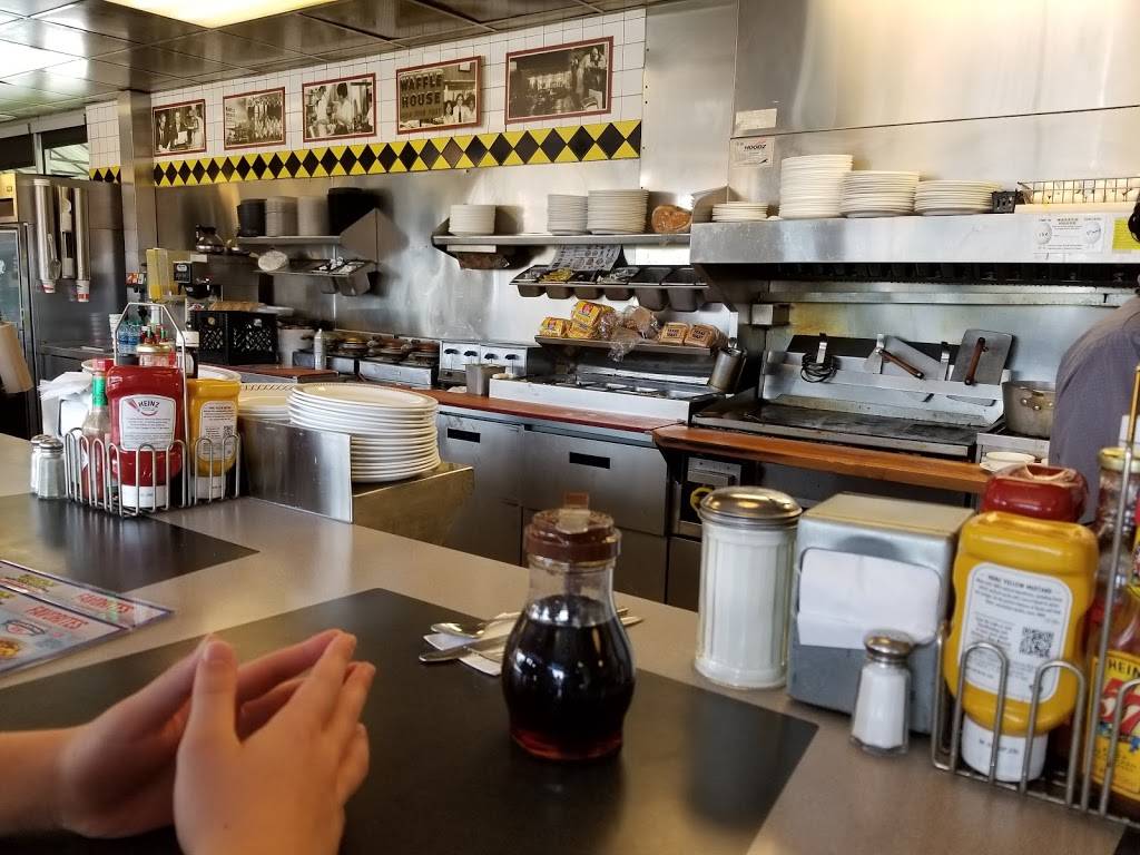 Waffle House | meal takeaway | 1275 Fry Rd, Katy, TX 77449, USA | 2818290023 OR +1 281-829-0023