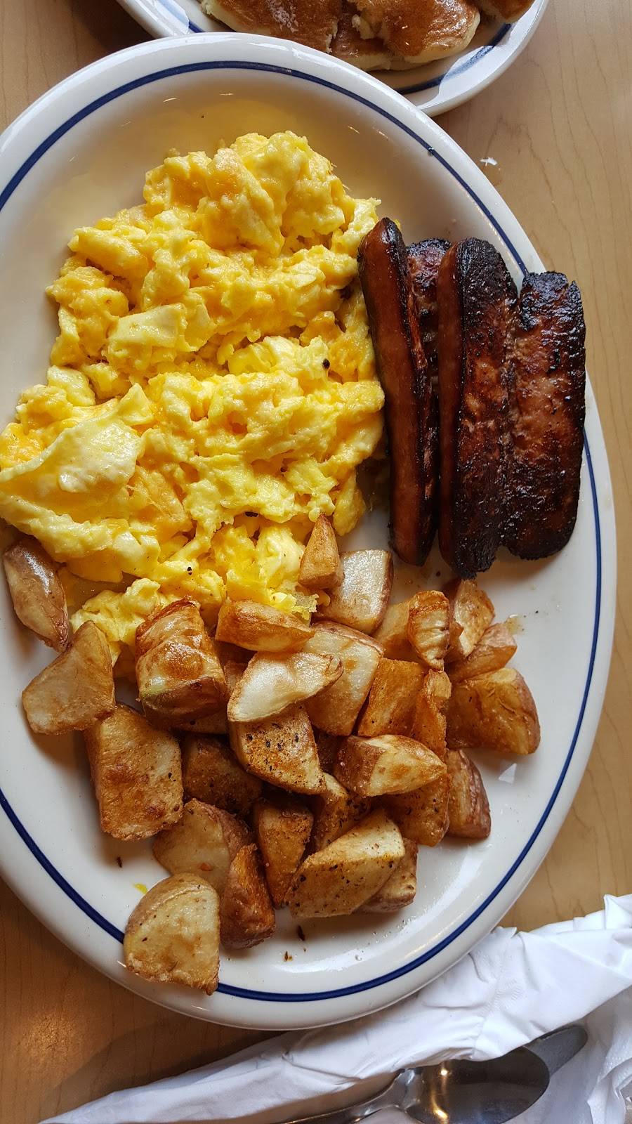 IHOP | restaurant | 2510 Flat Shoals Rd, Atlanta, GA 30349, USA | 7707037900 OR +1 770-703-7900