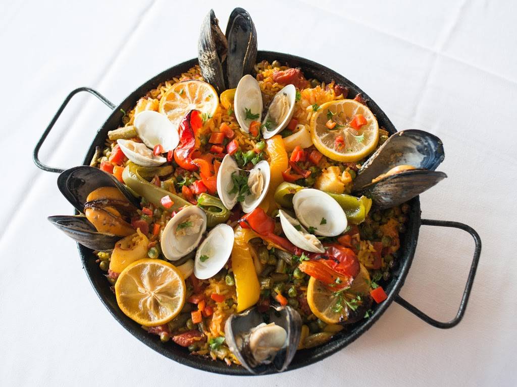 La Tasca Tapas Restaurant | restaurant | 25 W Davis St, Arlington Heights, IL 60005, USA | 8473982400 OR +1 847-398-2400