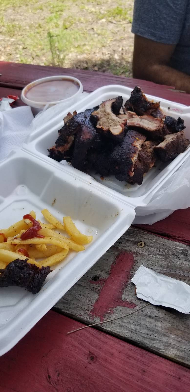 Red Wagon BBQ | restaurant | 1018 E Magnolia St, Arcadia, FL 34266, USA | 8632441510 OR +1 863-244-1510