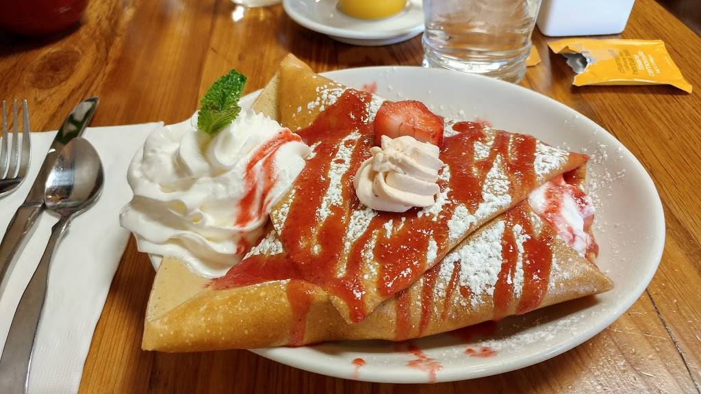 Breakn Eggs Crêperie | restaurant | 5235 Main St, Buffalo, NY 14221, USA | 7166343447 OR +1 716-634-3447