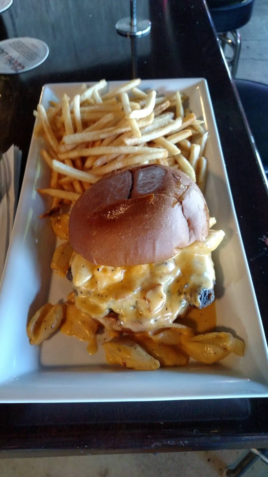 Brewskis Bar & Arcade | restaurant | 8670 Miramar Rd, San Diego, CA 92126, USA | 8585860540 OR +1 858-586-0540