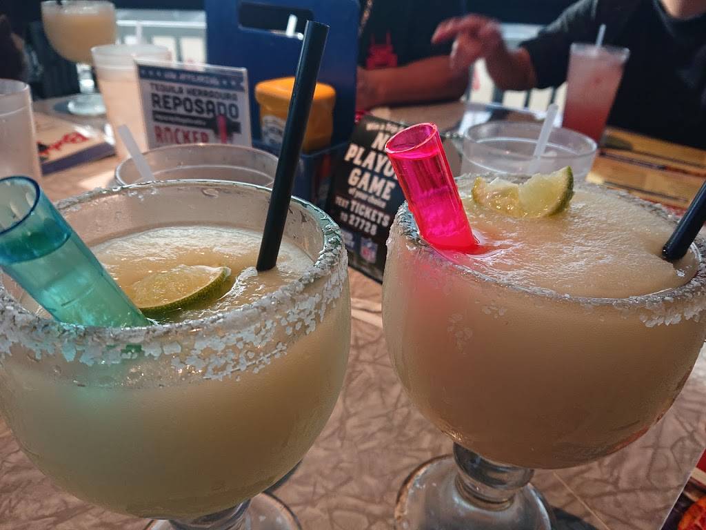 Bubbas 33 | restaurant | 1921 S Padre Island Dr, Corpus Christi, TX 78416, USA | 3618062933 OR +1 361-806-2933