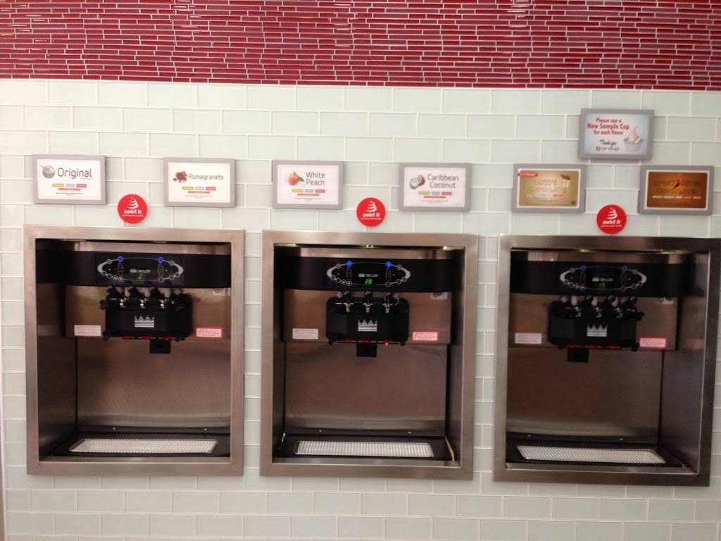 Red Mango | restaurant | 5609 Bay St, Emeryville, CA 94608, USA | 5104500791 OR +1 510-450-0791