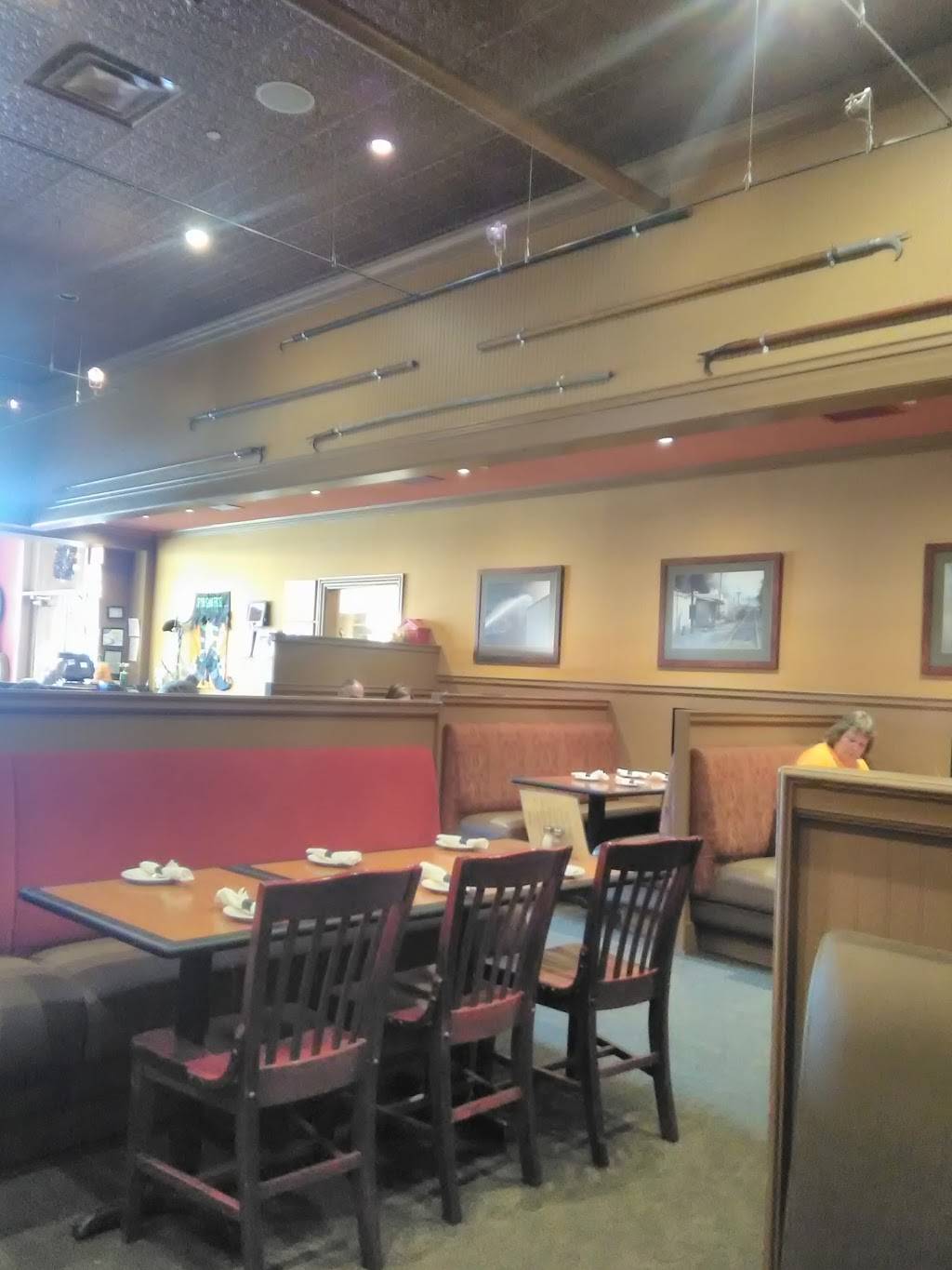 Pechin Firehouse Restaurant | restaurant | 311 Laurel Dr, Connellsville, PA 15425, USA | 7246260140 OR +1 724-626-0140