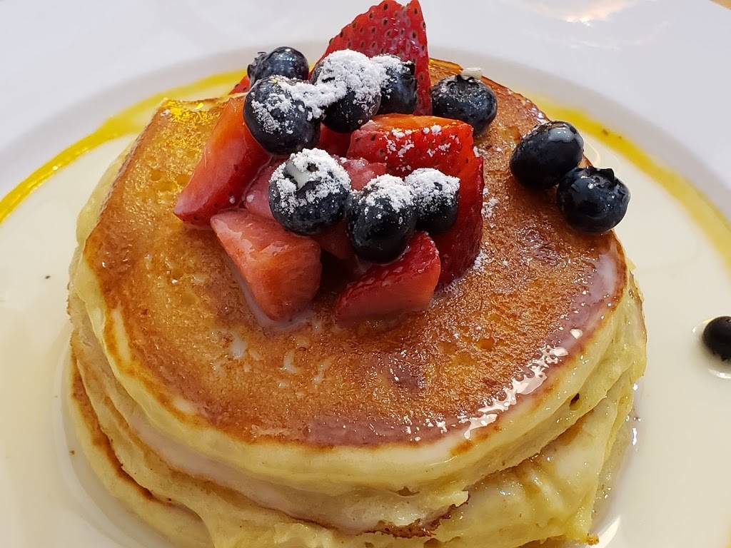 Con Huevos Restaurant | restaurant | 2339 Frankfort Ave, Louisville, KY 40206, USA | 5023843027 OR +1 502-384-3027