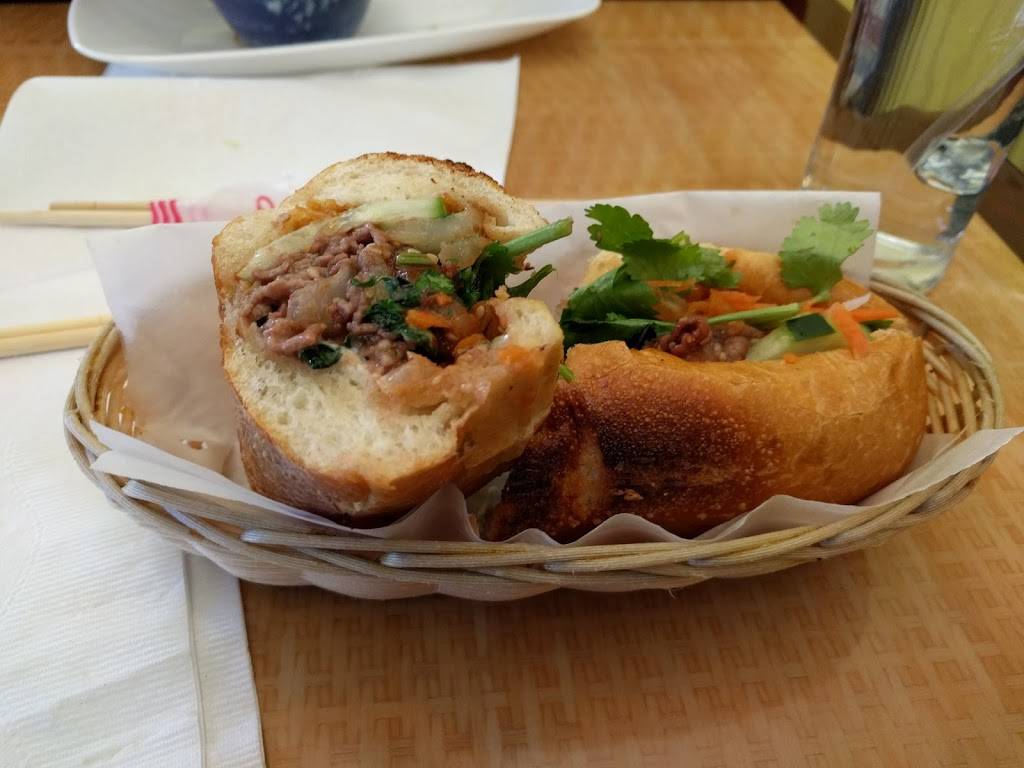 Hot pot restaurant | restaurant | 3701 Vestal Pkwy E, Vestal, NY 13850, USA | 6072964630 OR +1 607-296-4630