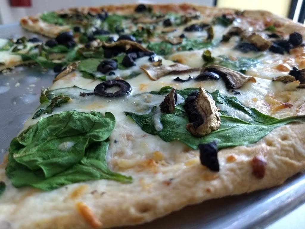 Simple Pizza | restaurant | Luis Gonzalez Espinoza 3251, Aviacion, 22014 Tijuana, B.C., Mexico | 016649710487 OR +52 664 971 0487