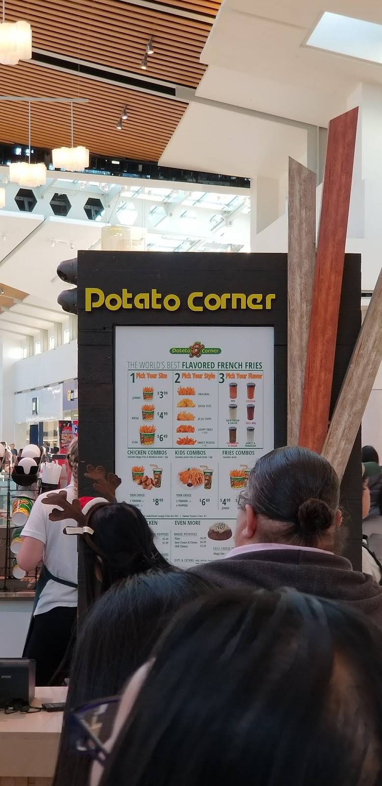 Potato Corner | restaurant | 1151 Westfield, Galleria Blvd, Roseville, CA 95678, USA | 9167872000 OR +1 916-787-2000