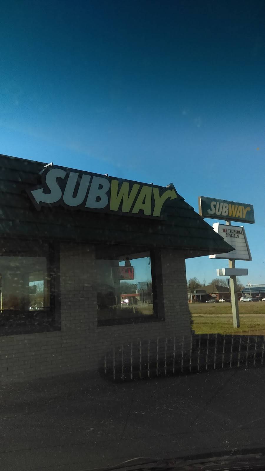 Subway | meal takeaway | 1301 W Keiser Ave, Osceola, AR 72370, USA | 8705633300 OR +1 870-563-3300