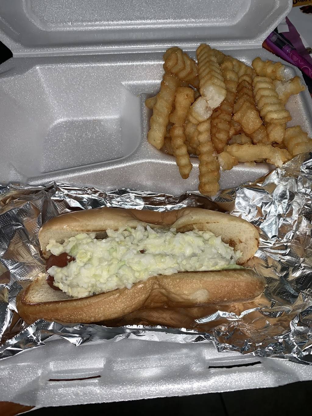 Diddy Wings & Things | restaurant | 888 Meriwether St, Griffin, GA 30224, USA | 6785724173 OR +1 678-572-4173