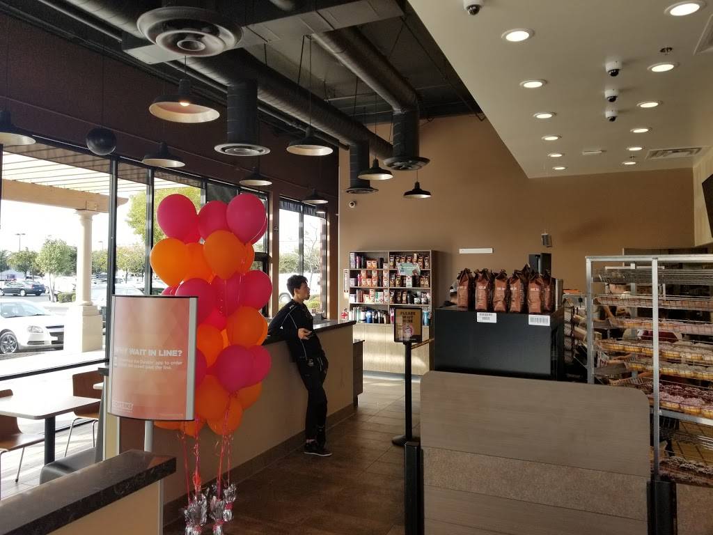Dunkin | cafe | 26441 Bouquet Canyon Rd Suite A4, Santa Clarita, CA 91350, USA | 6612633763 OR +1 661-263-3763