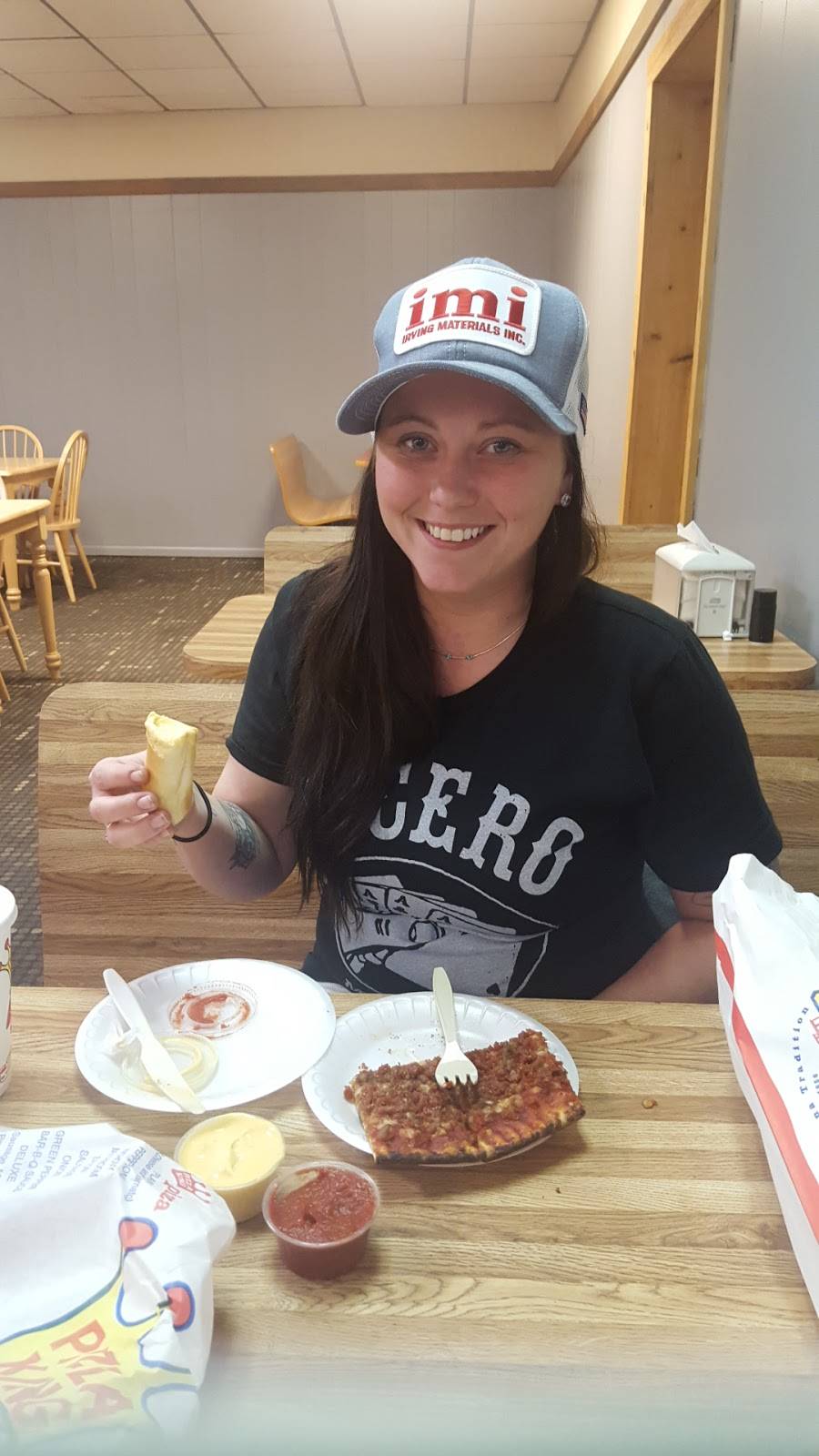 Pizza King Of Mooresville | restaurant | 270 N Monroe St, Mooresville, IN 46158, USA | 3178316868 OR +1 317-831-6868