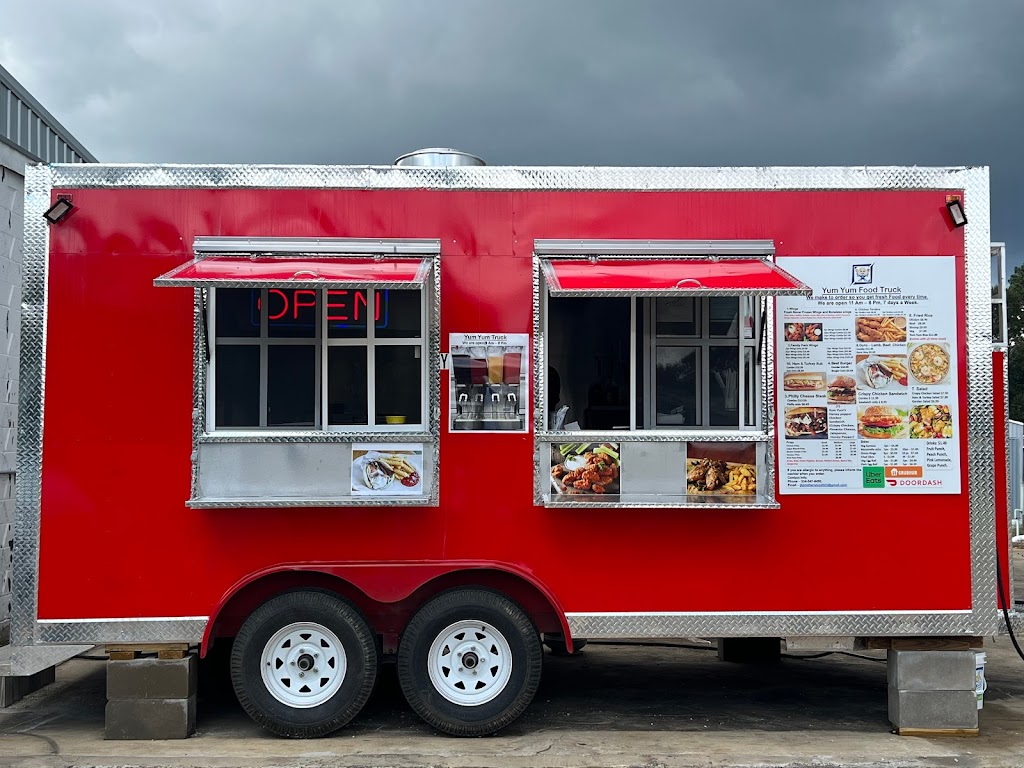 Yum Yum Foods | restaurant | 4684 S Oates St, Dothan, AL 36301, USA | 3345478490 OR +1 334-547-8490