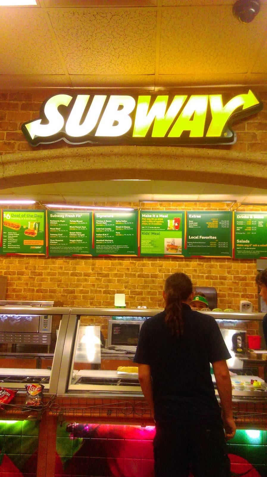Subway Restaurants | restaurant | 2209 N Park Rd, Plant City, FL 33563, USA | 8136590288 OR +1 813-659-0288