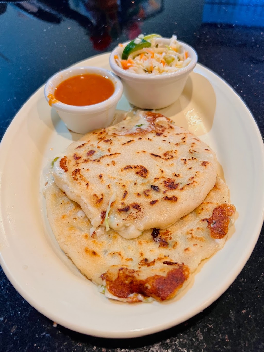 La Hoguera Latin Cuisine | restaurant | 11818 Airline Dr Suite G, Houston, TX 77037, USA | 2818998828 OR +1 281-899-8828