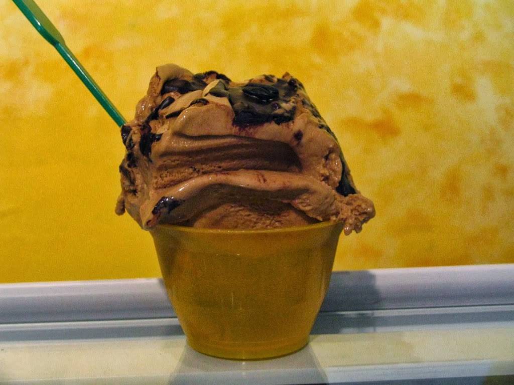 Bohemian Coffee House & Deli | bakery | 4 Railroad Ave, Brunswick, ME 04011, USA | 2077259095 OR +1 207-725-9095