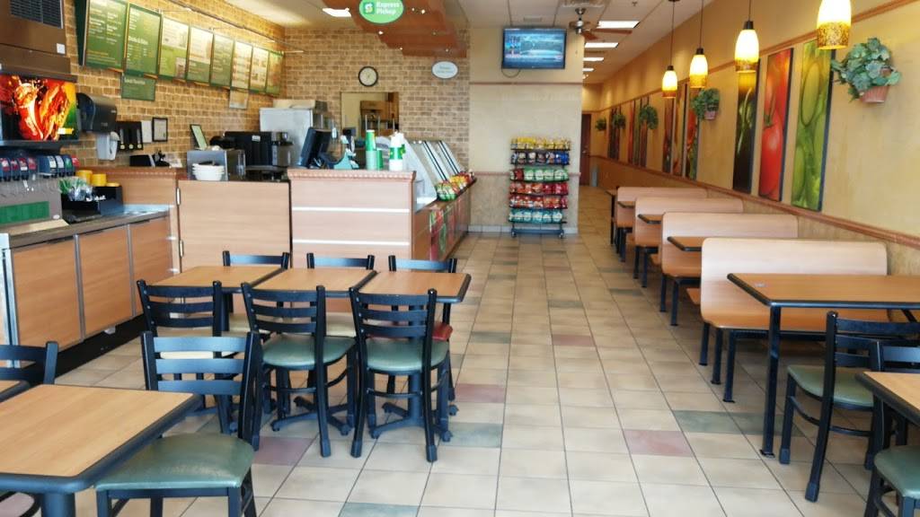 Subway Restaurants | restaurant | II, 5650 W 86th St Suite 132, Indianapolis, IN 46278, USA | 3178759775 OR +1 317-875-9775