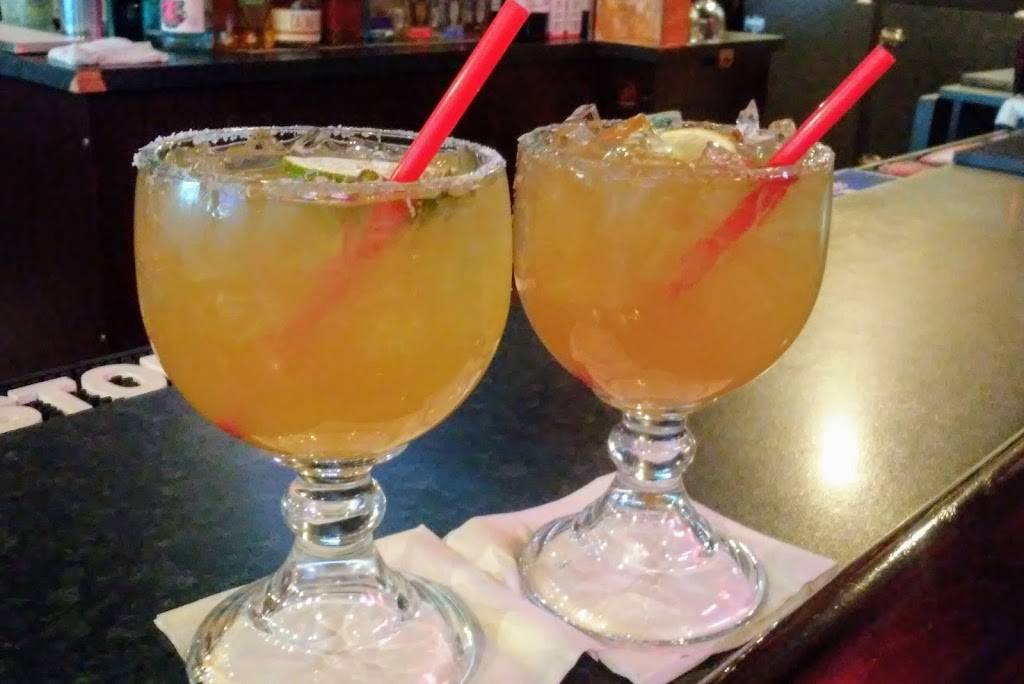 2 Margaritas Family Restaurant | restaurant | 18321 WA-3, Allyn, WA 98524, USA | 3602754010 OR +1 360-275-4010