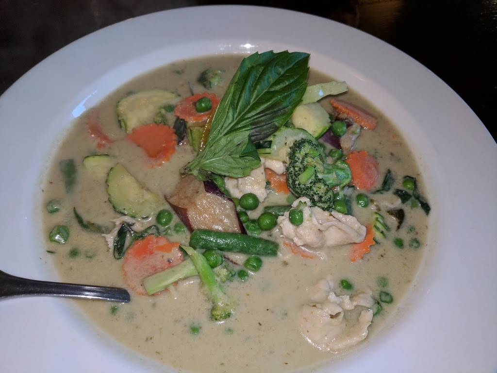 Ginger Thai | restaurant | 234 S Main St, Sebastopol, CA 95472, USA | 7078242259 OR +1 707-824-2259