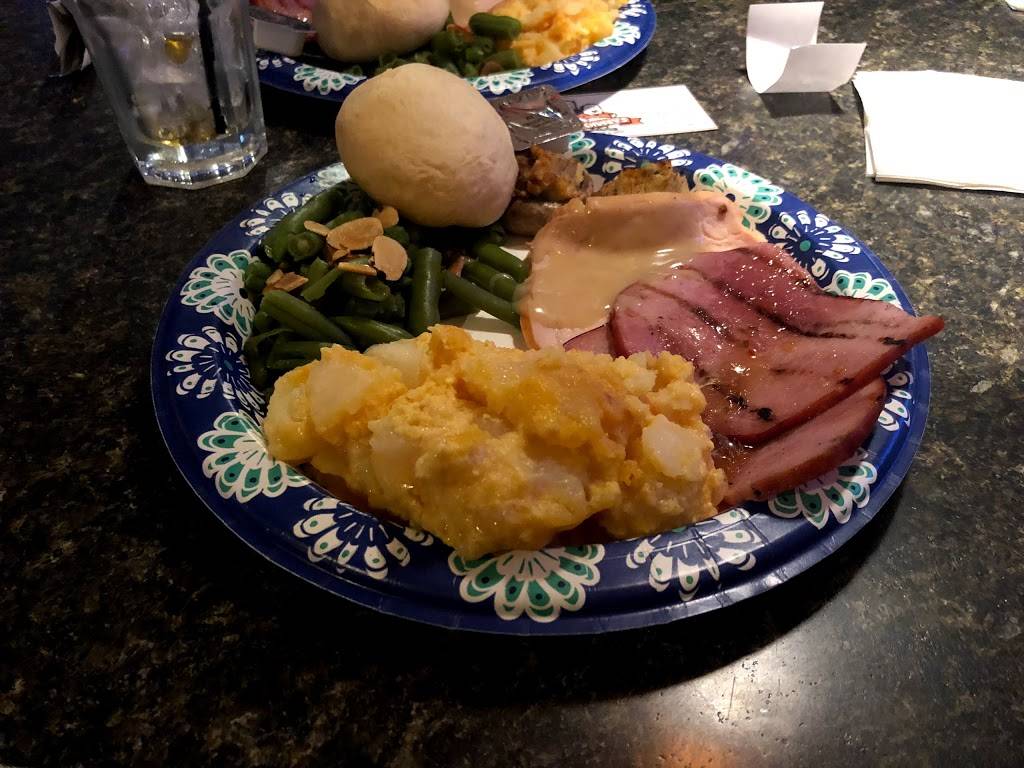 Slim & Chubbys Bar & Grill | restaurant | 15024 Puritas Ave, Cleveland, OH 44135, USA | 2166717167 OR +1 216-671-7167